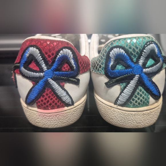 Gucci Embroidered Sneakers – Size 36 – Worn Leather, Embroidery Intact - Picture 3 of 9